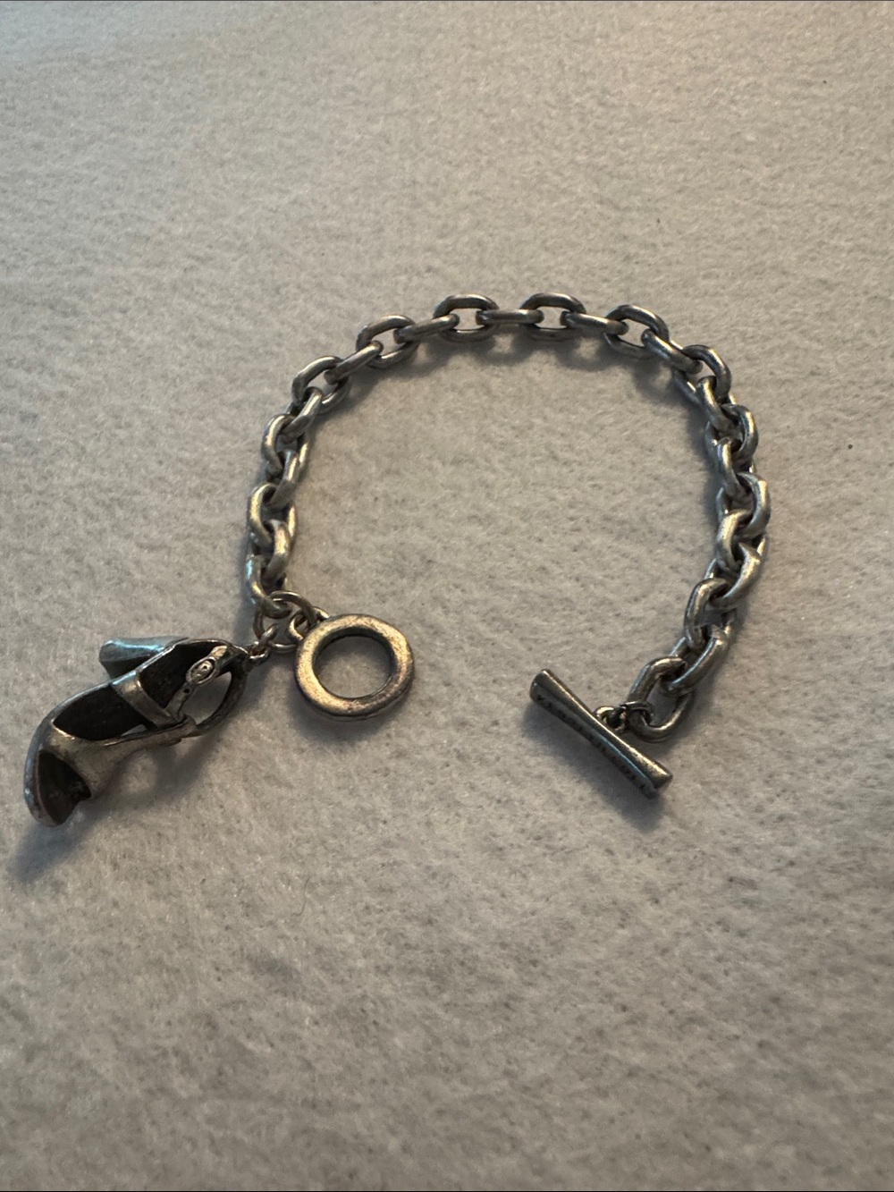 Kenneth Cole Silver Tone Link Bracelet with Branded Bar